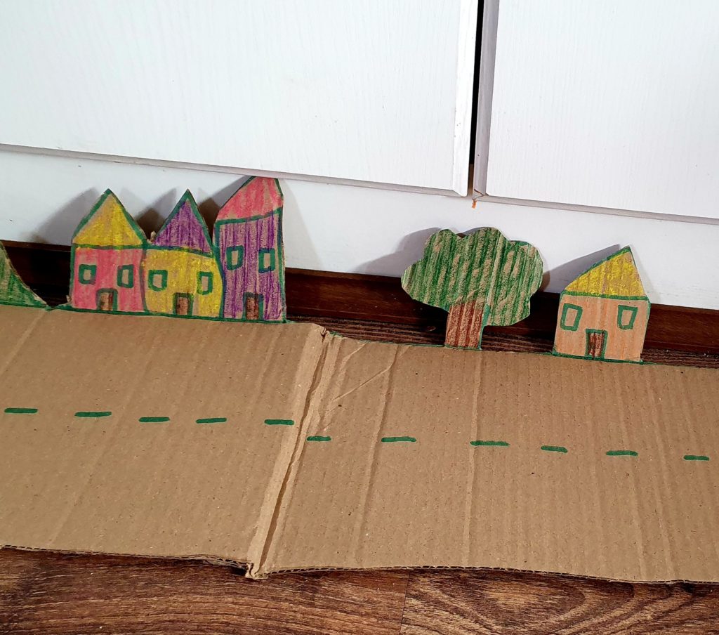 How to build a box city in 20 minutes - Fun Mamma SA